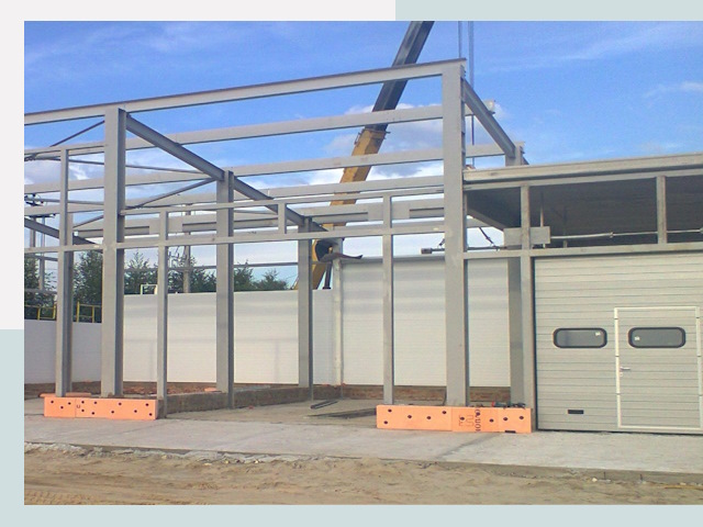 Строительство автосервисов от СтальСтрой-Жгл по цене 607 руб.