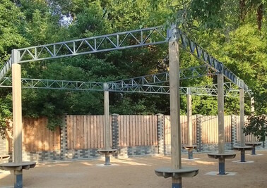 Терраса из металлоконструкций под ключ, проектирование, изготовление и монтаж от СтальСтрой-Жгл